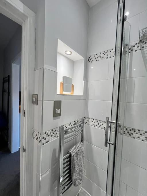 Bright, First Floor, One Bedroom Flat In Wimborne Wimborne Minster Exterior photo