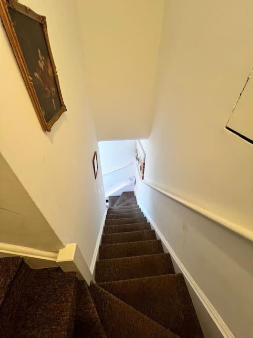 Bright, First Floor, One Bedroom Flat In Wimborne Wimborne Minster Exterior photo